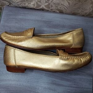 Zanzibar Made in Brazil Gold Leather Loafers size 9 (se206)